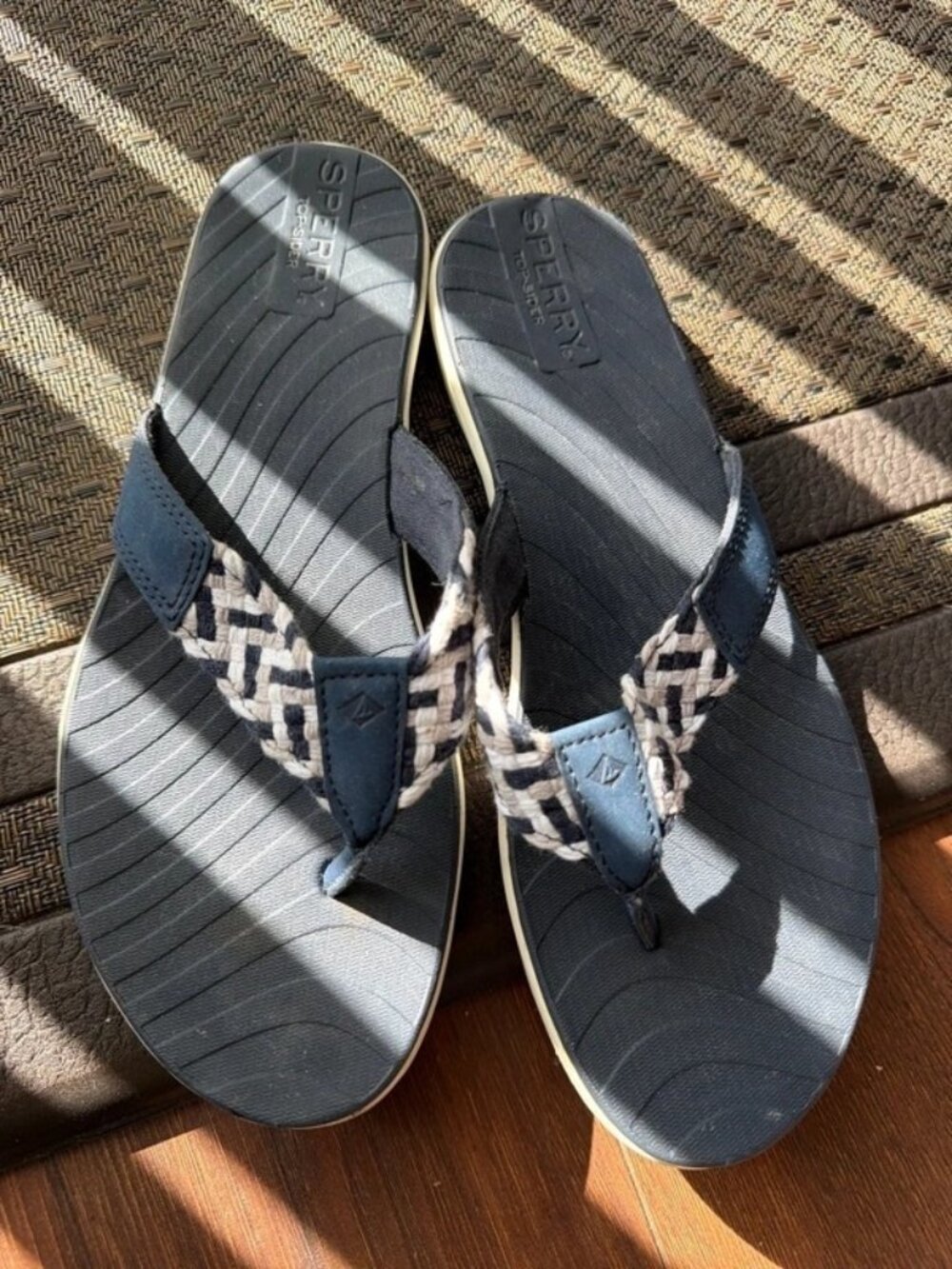 Sperry Seabrook Swell STS81888 Womens Size US 7M Navy White Woven Flip Flops